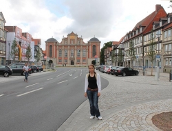6-Wolfenbüttel-Okul Yolum-St. Trinitatiskirche mit Gärtnerdenkmal H.-D. König